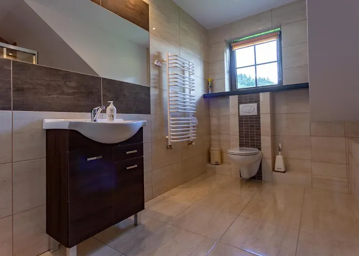 Проживание в семье Hortensja Goscinne Кросченко